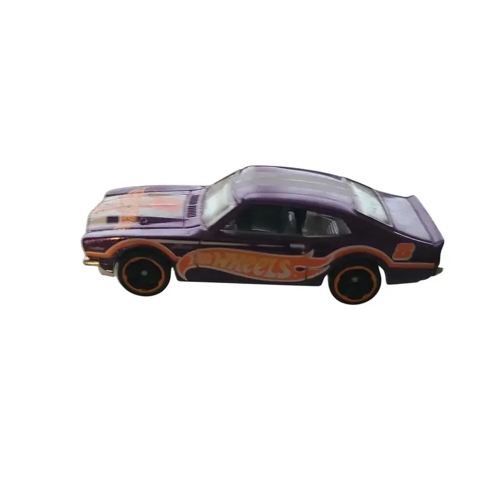 1971 71 Ford Maverick Grabber Collectible 1/64 Scale Diecast Diorama